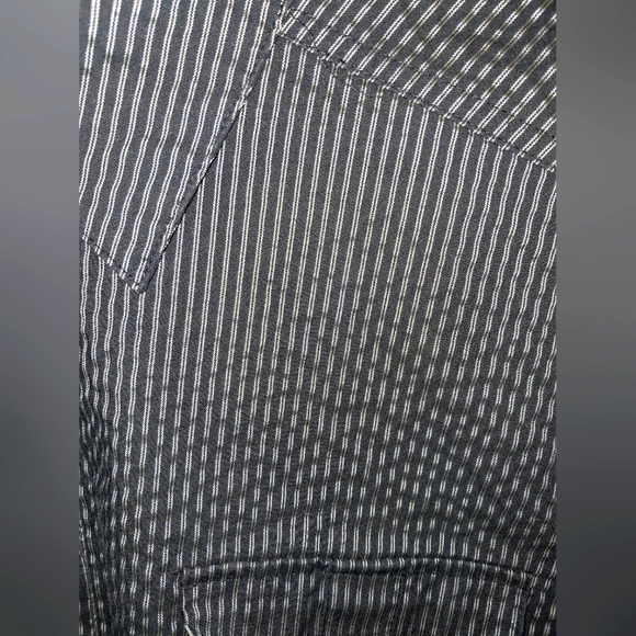 WORTHINGTON WOMAN STRETCH TOP - Picture 5 of 12